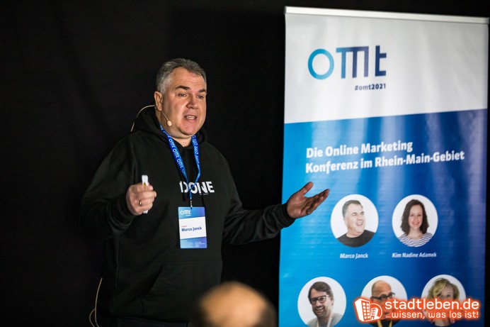 Marco Janck hält einen Vortrag zum Thema “Gamification” am OMT 2021.